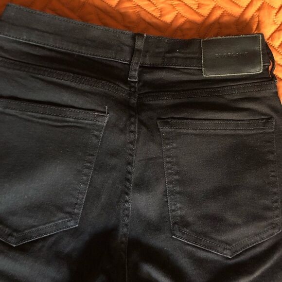 Everlane Midrise Skinny Jean in Black - Picture 2 of 4